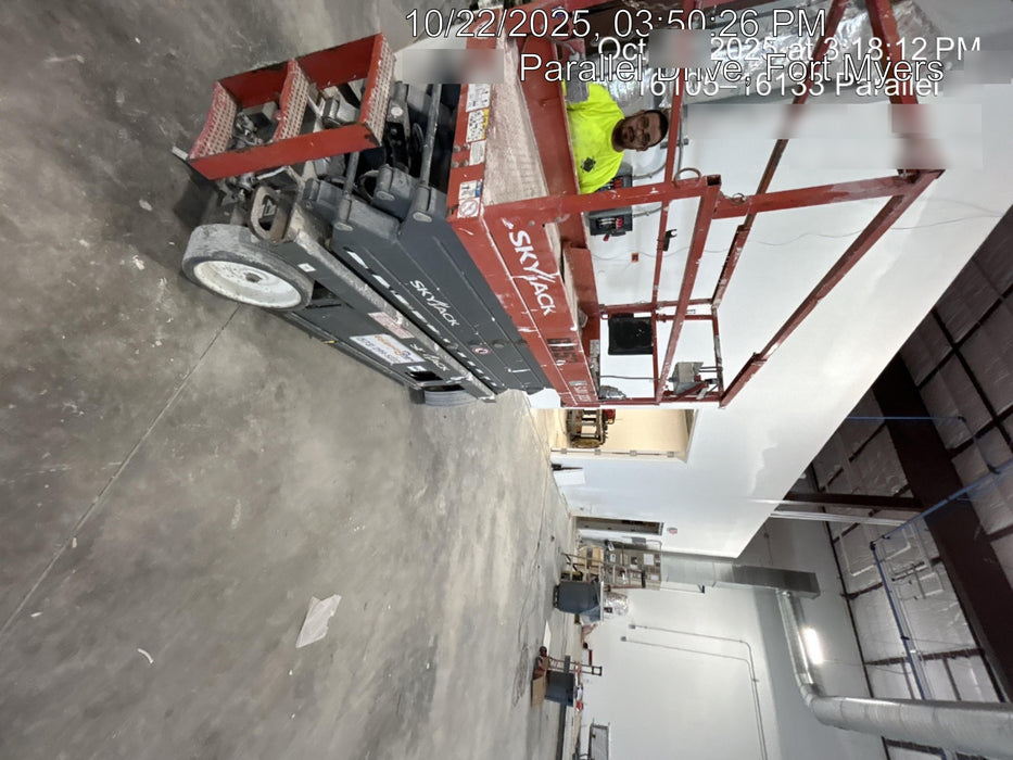 2018 Skyjack SJIII-3226 Skyjack SJIII3226 Scissor Lift w/Trojan Batteries