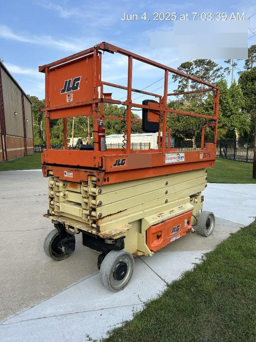 2016 JLG 3246ES