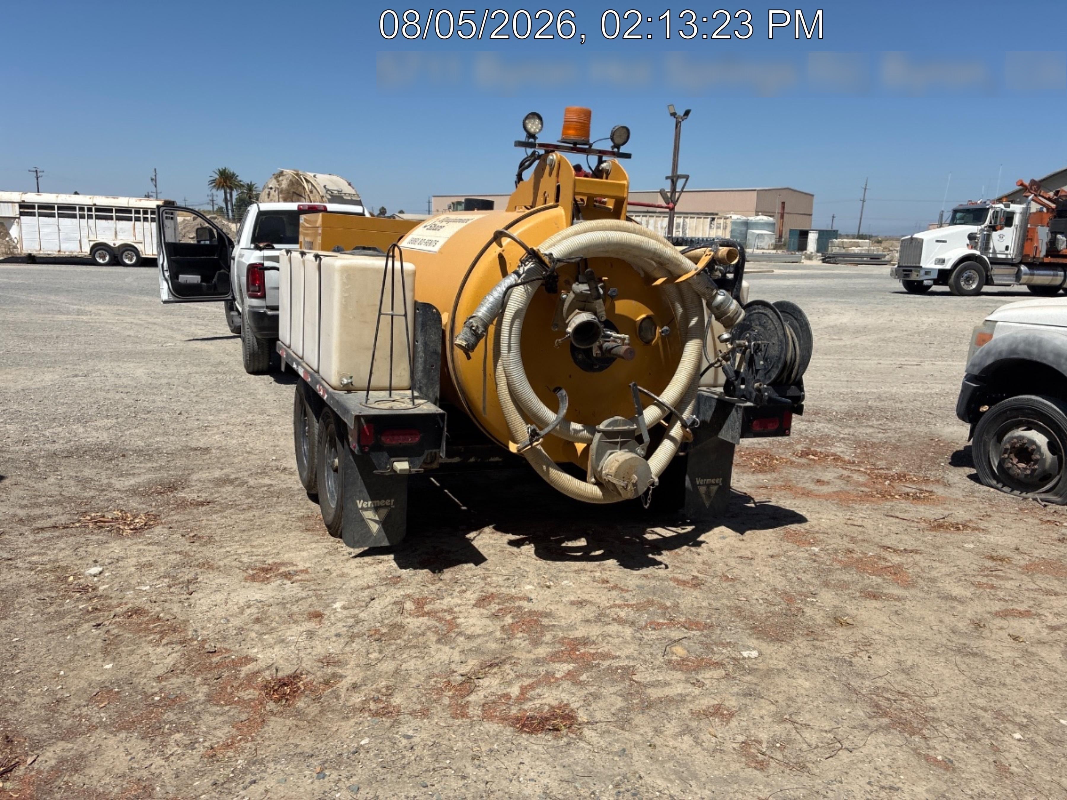 2023 VAC-TRON LP573XDT