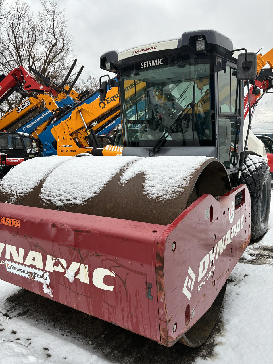 2023 DYNAPAC CA2500D