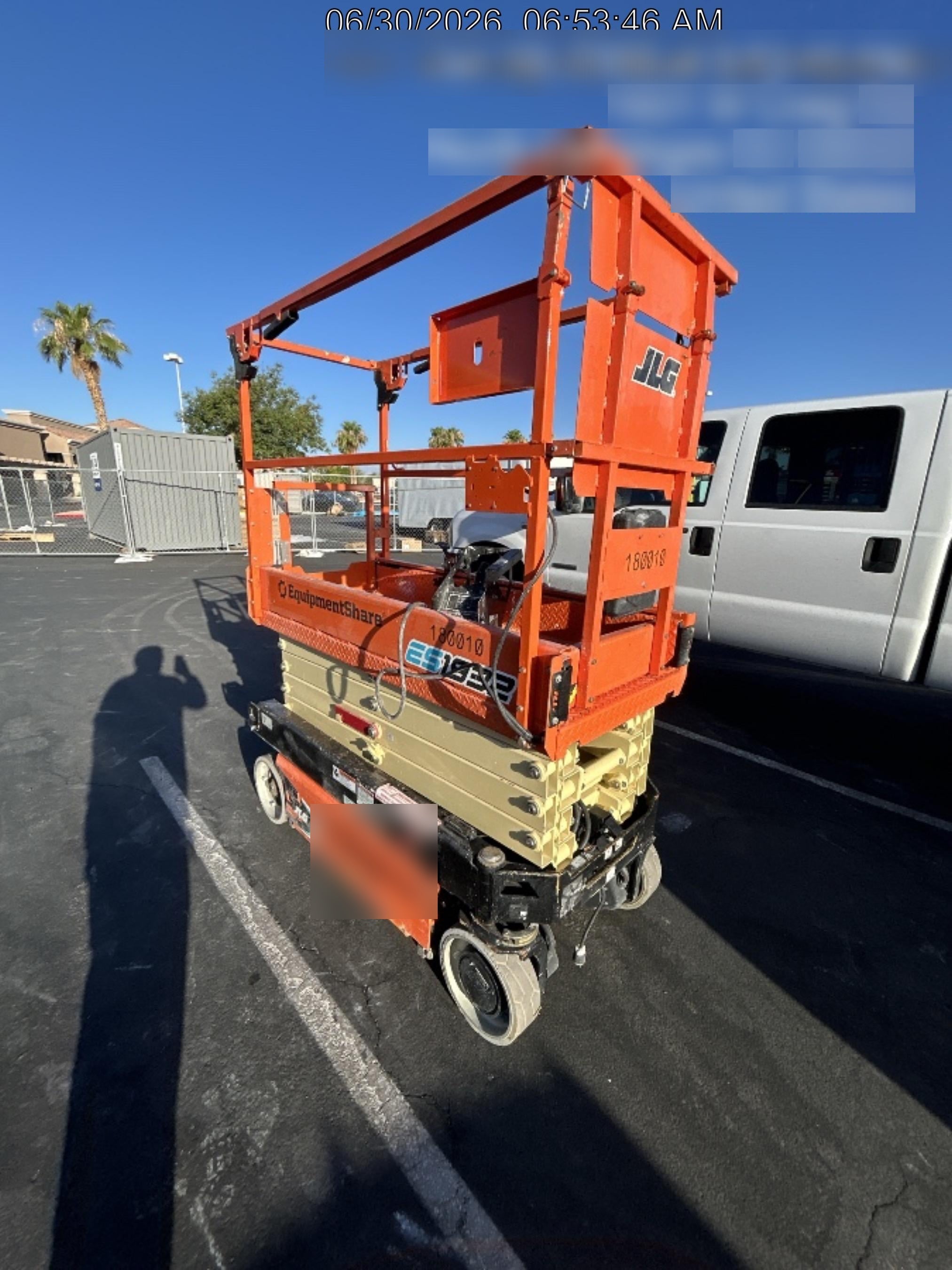 2021 JLG ES1932