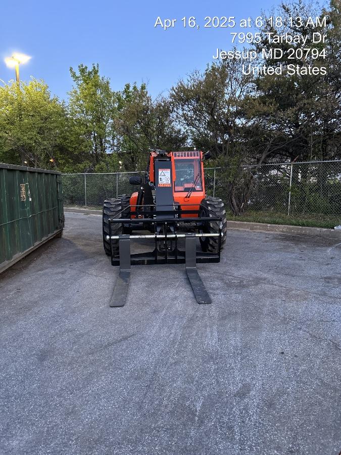 2025 SKYTRAK 8042