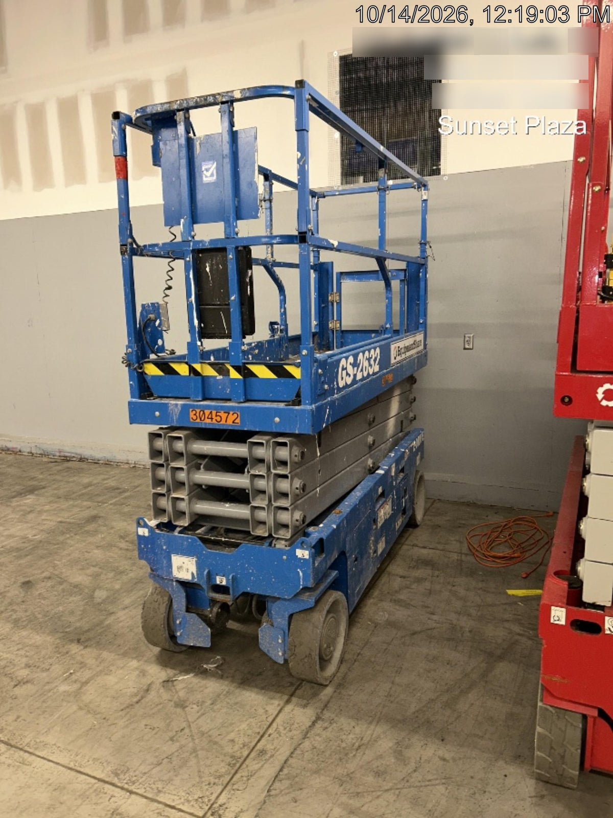 2023 GENIE GS-2632