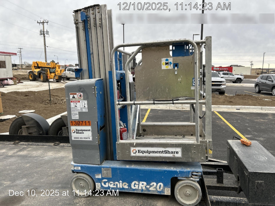 2021 GENIE GR-20