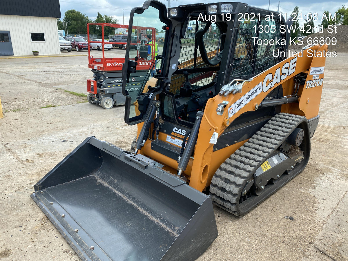 2021 CASE TR270B