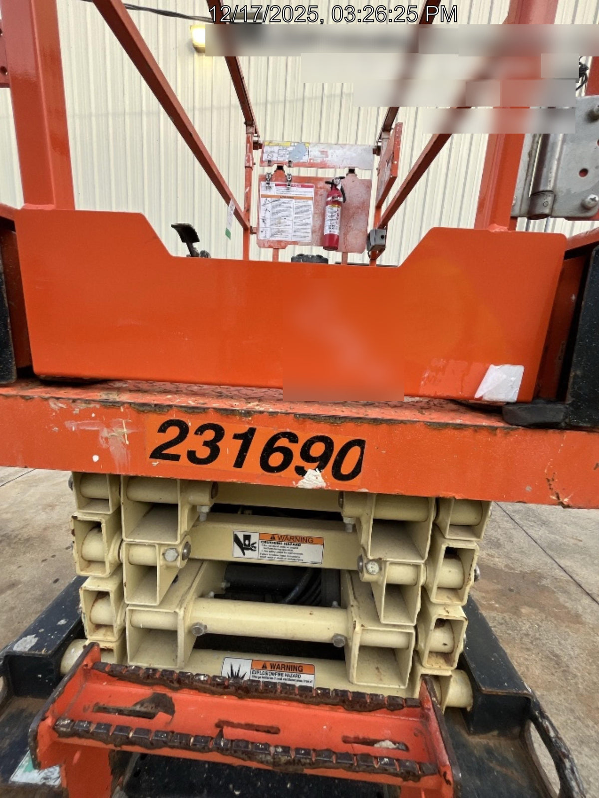 2022 JLG ES1932