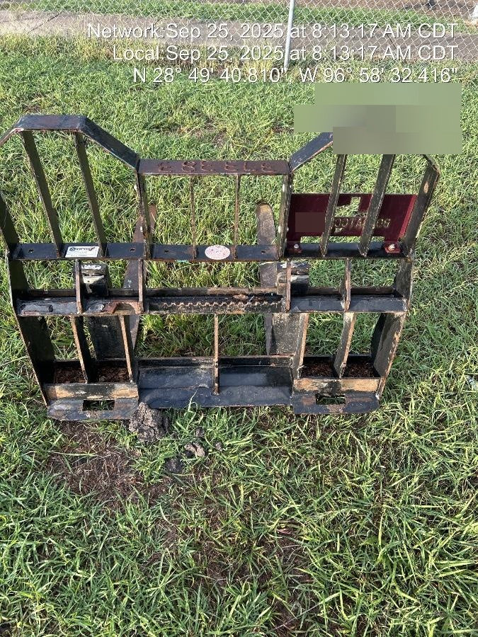 2024 VIRNIG 48" Pallet Forks - Virnig