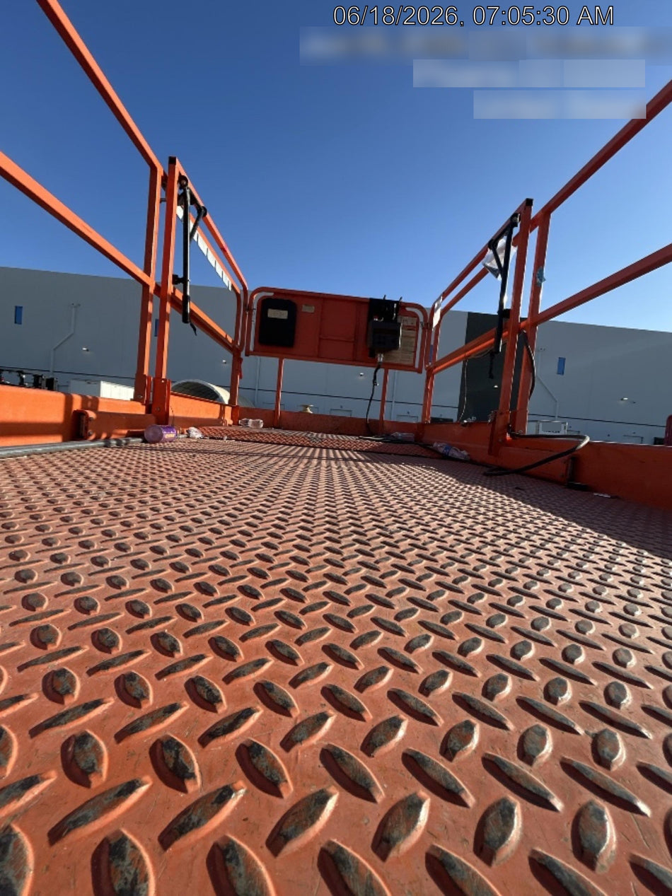 2019 JLG 4069LE Solid Non Marking Tires, Rotating Beacon