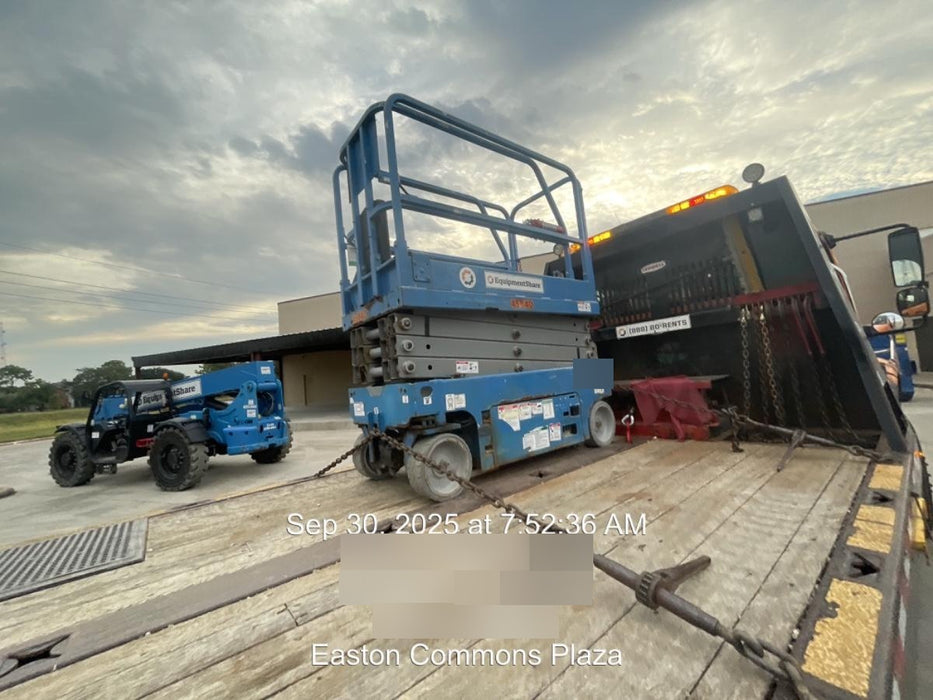 2019 Genie GS-1930 Fixed rails with chain Entry