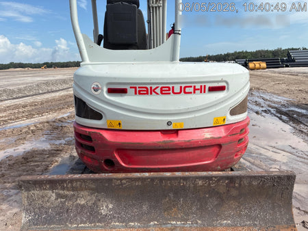 2023 TAKEUCHI TB250-2R