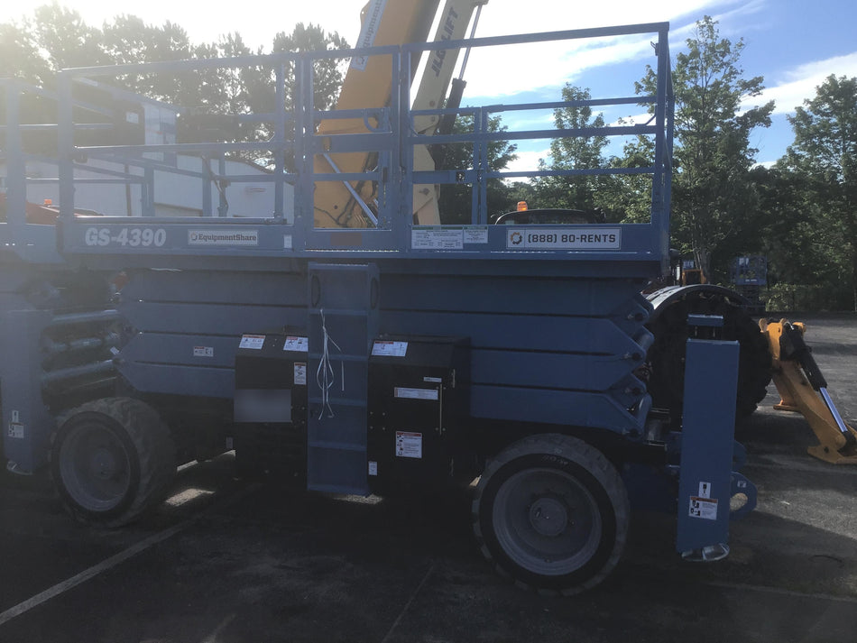 2020 GENIE GS-4390 RT