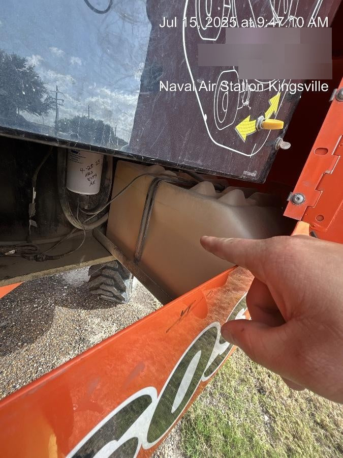 2022 JLG 860SJ