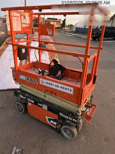 2022 JLG ES1330L