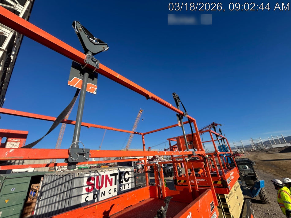 2022 JLG ES3246