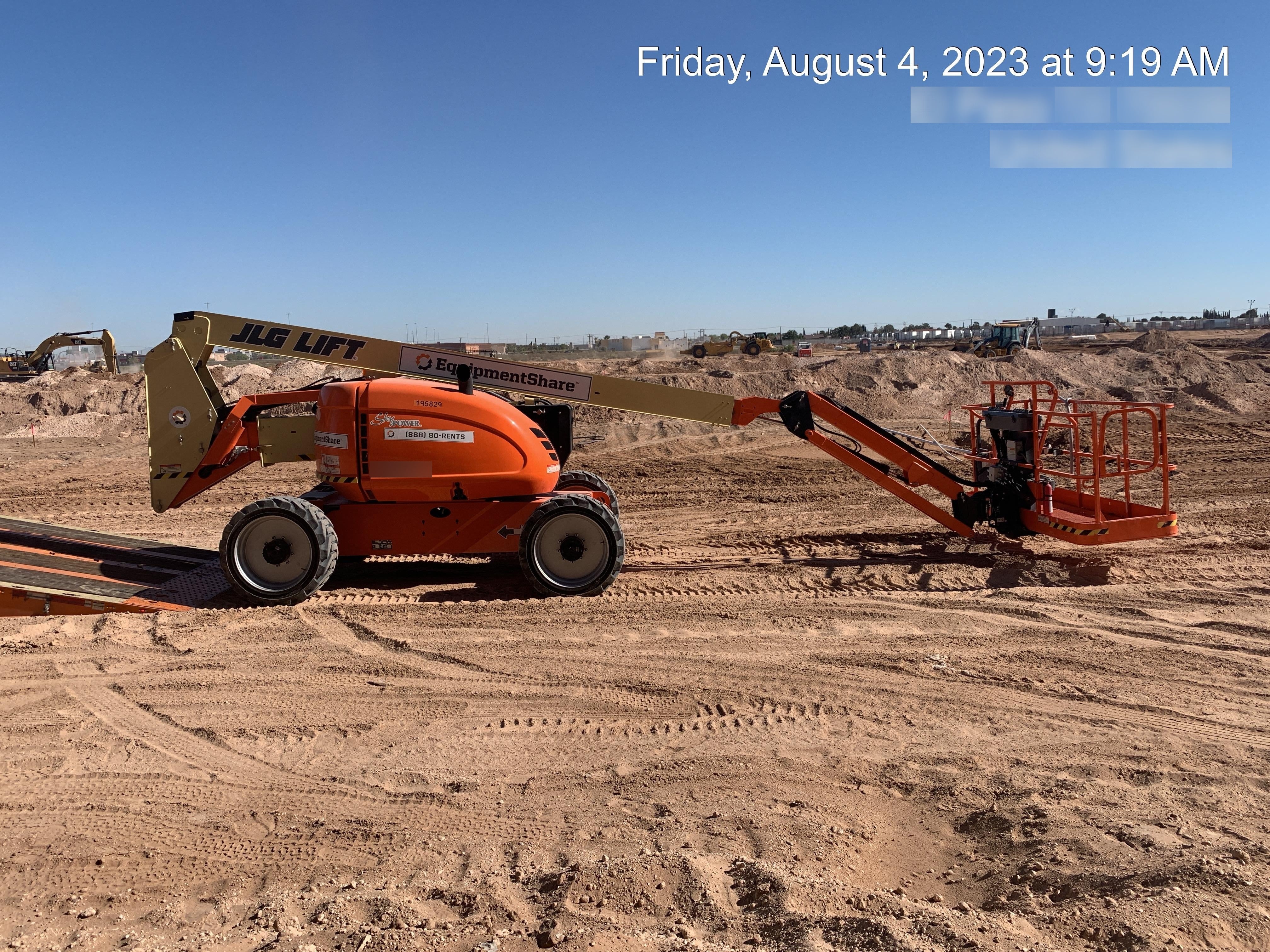 2021 JLG 600AJ