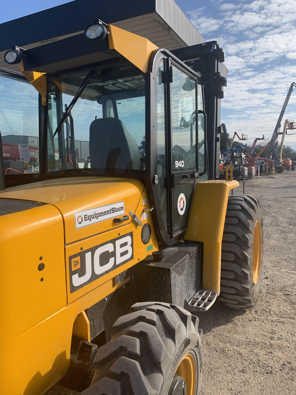 2021 JCB 940-4