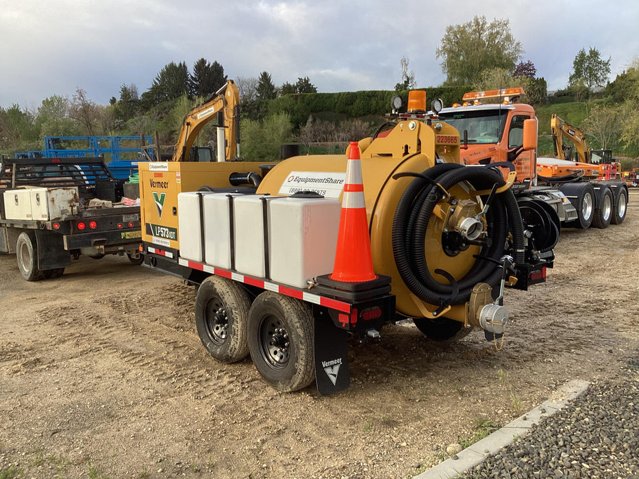 2023 Vac-Tron LP573XDT T4 Koehler Diesel Engine, 500 Gallon Debris Tank, x2 100 Gallon Water Tanks