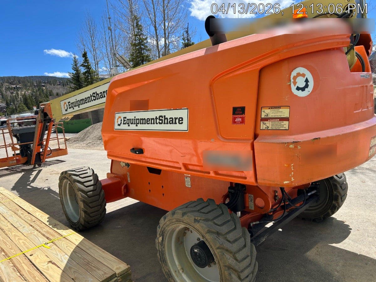 2018 JLG 660SJ