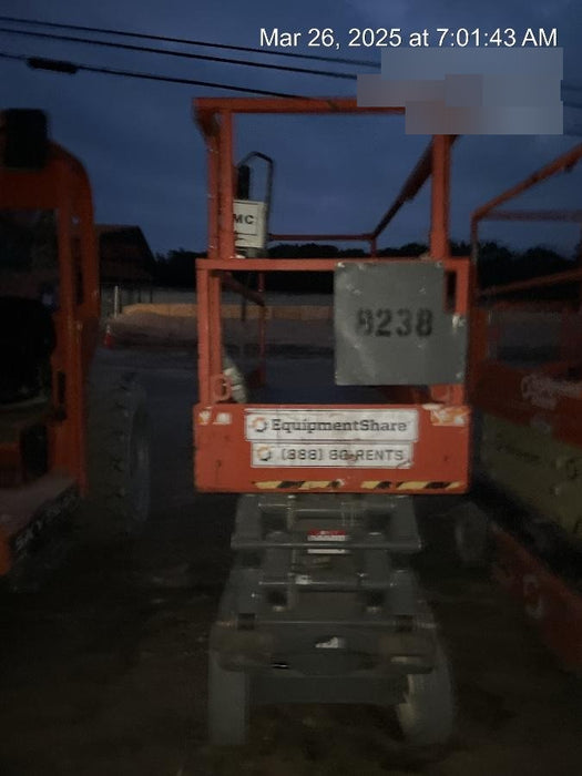 2018 Skyjack SJIII-3226 Skyjack SJIII3226 Scissor Lift w/Trojan Batteries