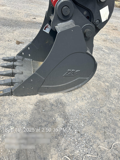 2025 JOHN DEERE 36" Bucket, Excavator 37,000 - 42,000 John Deere