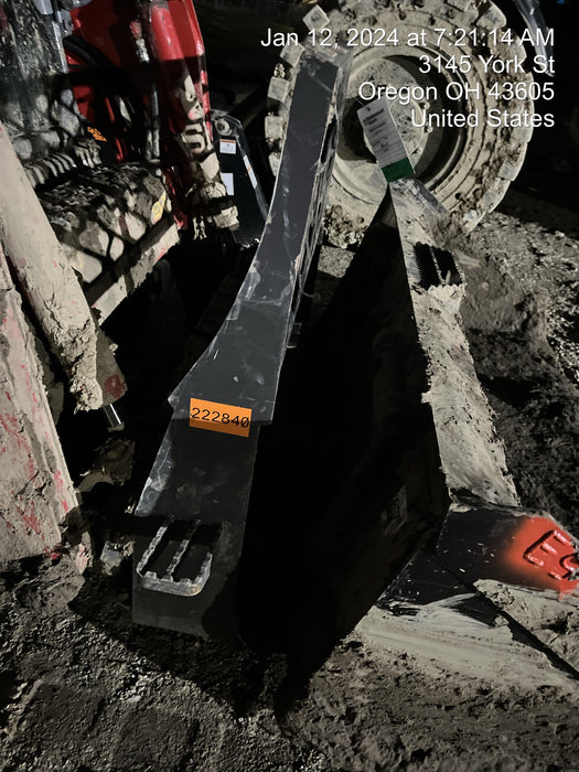 2022 PALADIN 48" Pallet Forks - Paladin