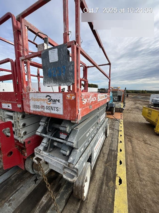 2018 Skyjack SJIII-3226 Skyjack SJIII3226 Scissor Lift w/Trojan Batteries