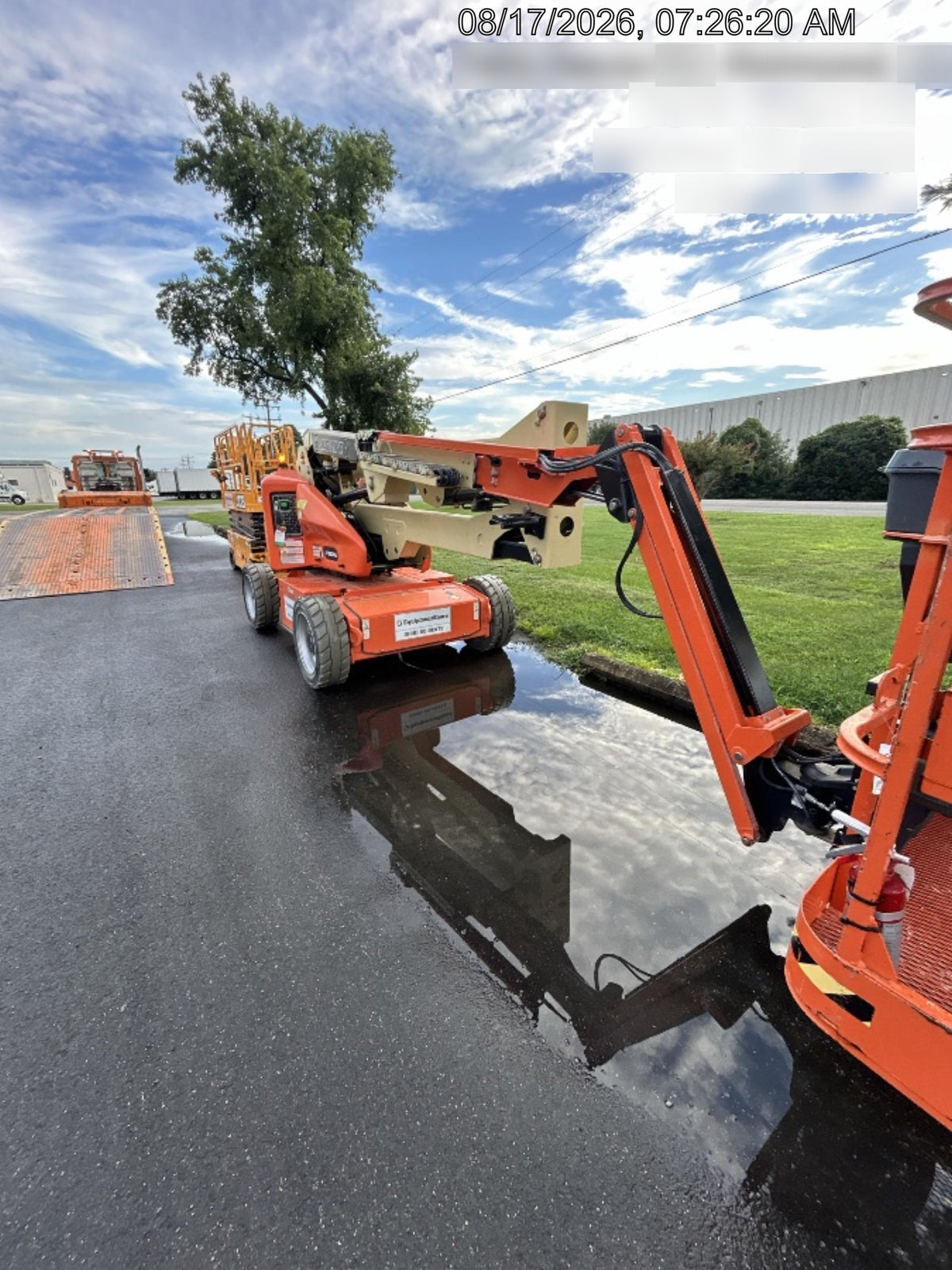 2021 JLG E450AJ