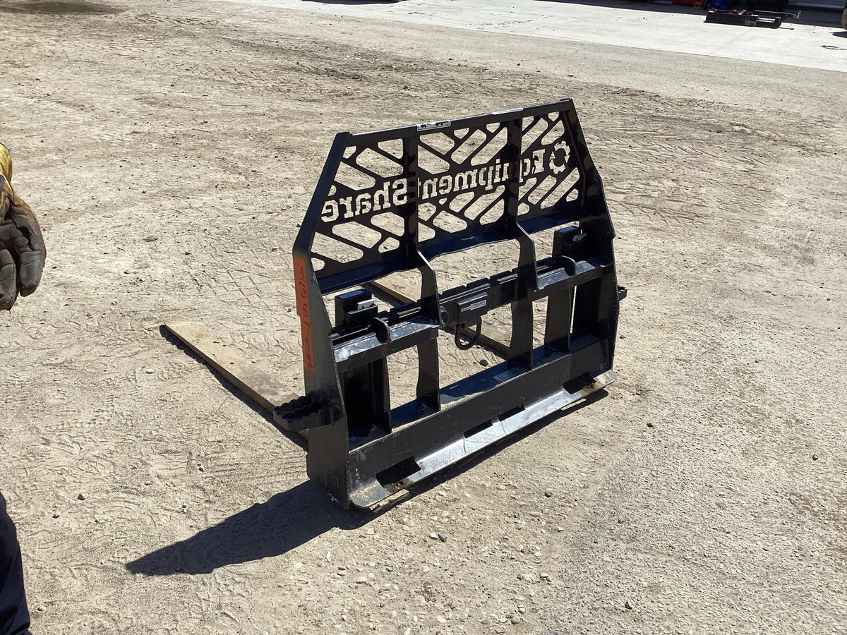 2021 PALADIN 48" Pallet Forks - Paladin