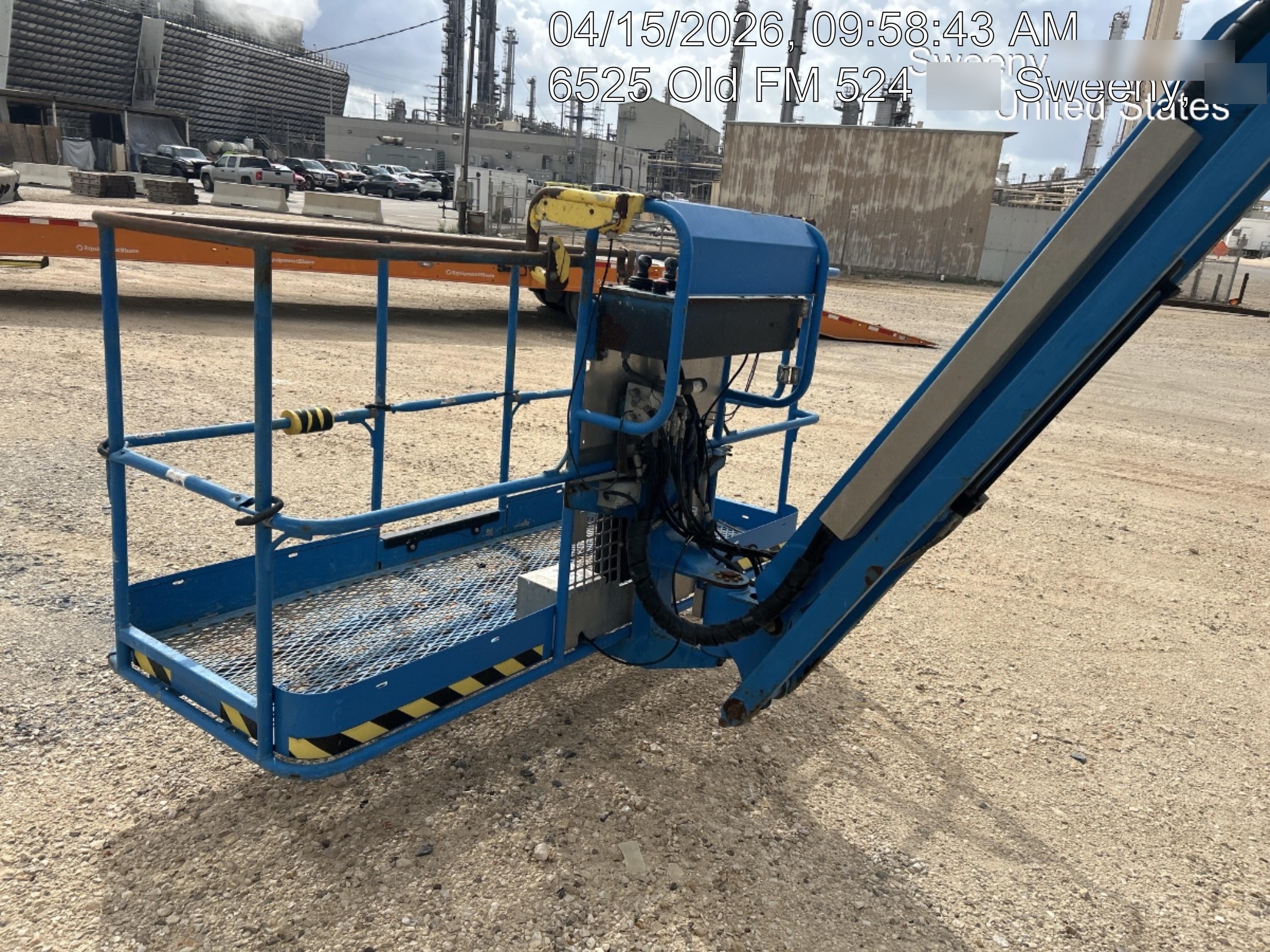 2017 GENIE Z-80/60
