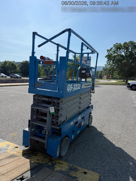 2022 GENIE GS-3232