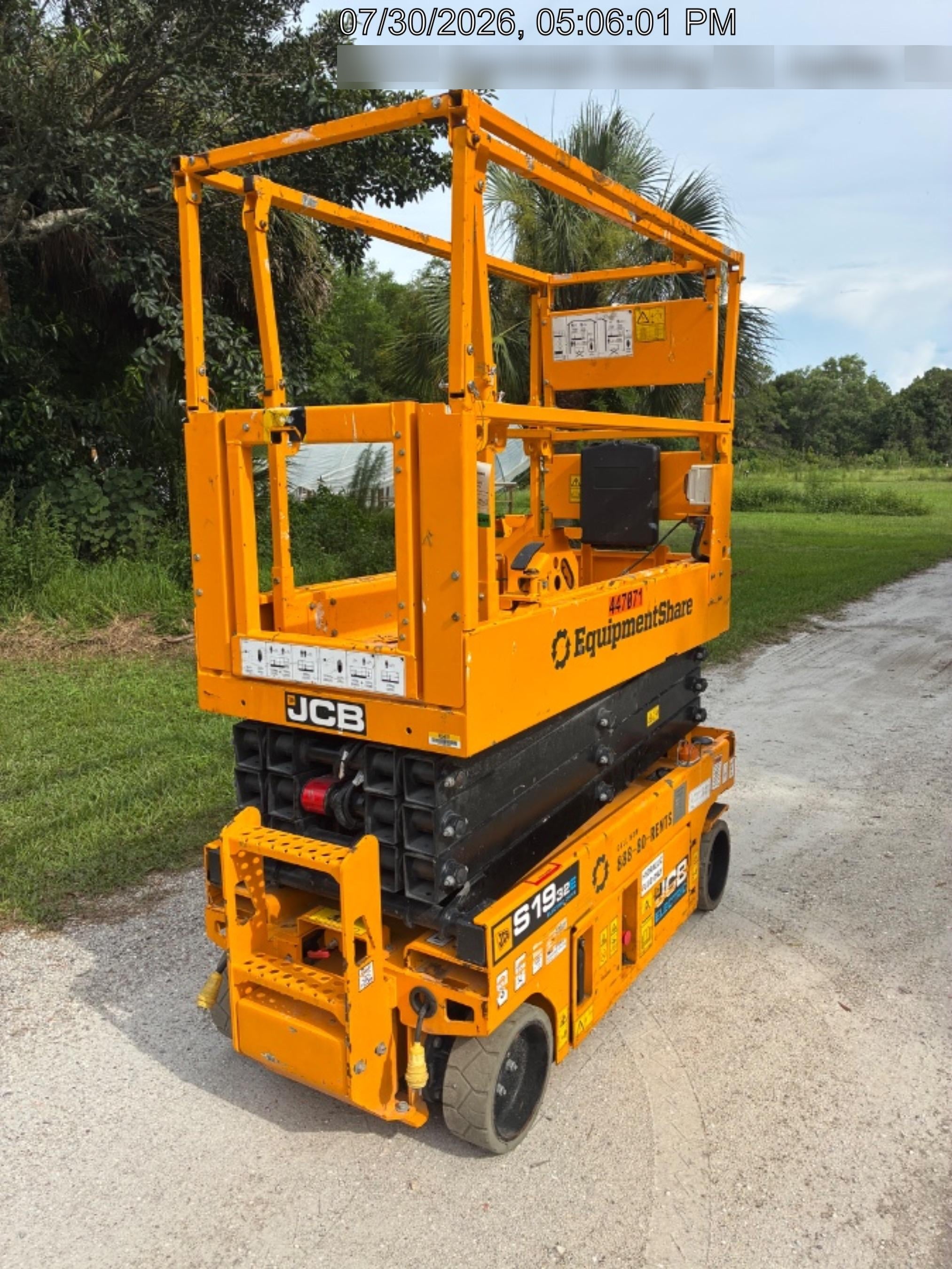 2024 JCB S1932E