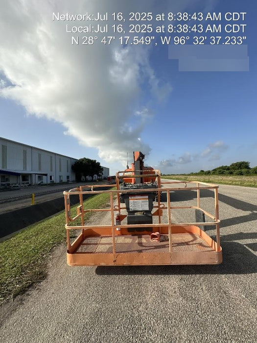 2019 JLG 800AJ Deutz Diesel Engine, FF Tires, Welder-Ready Package, Rotating Beacon