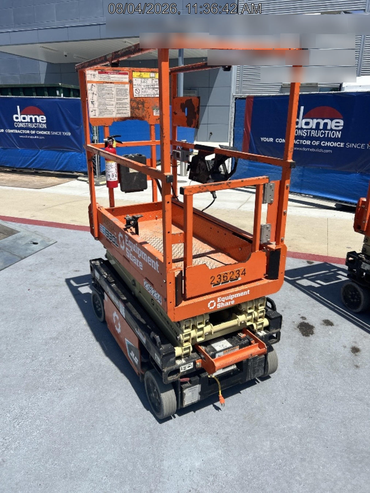 2022 JLG ES1330L