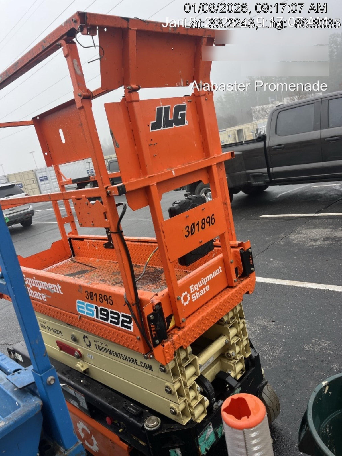 2023 JLG ES1932