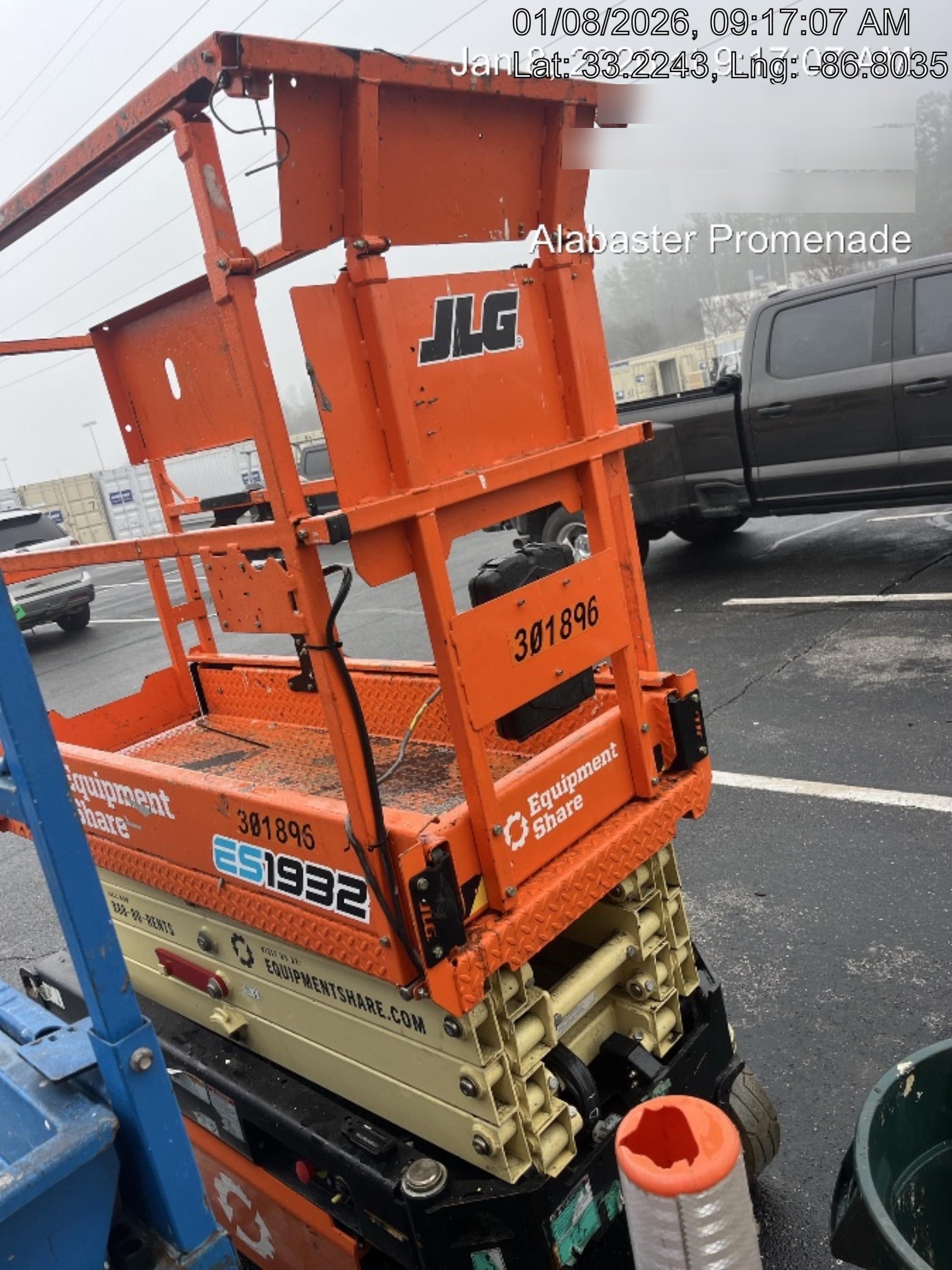 2023 JLG ES1932