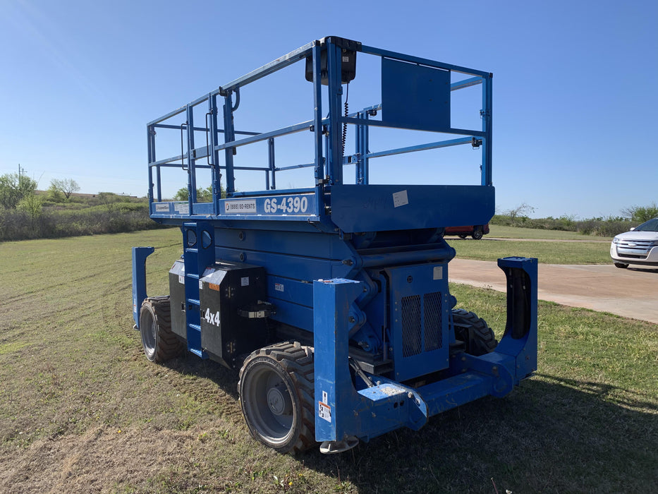 2020 GENIE GS-4390 RT