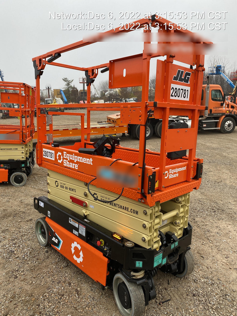 2022 JLG ES1932