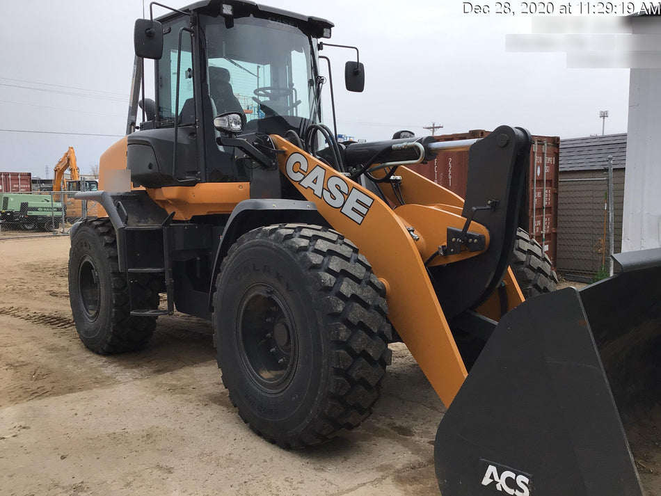 2021 CASE 721G