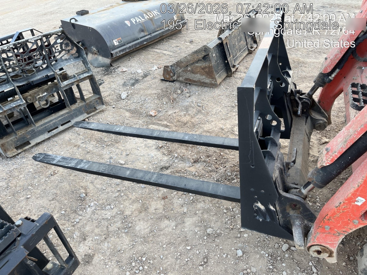 2026 ARROW MATERIAL HANDLING 72" Pallet Forks - Arrow