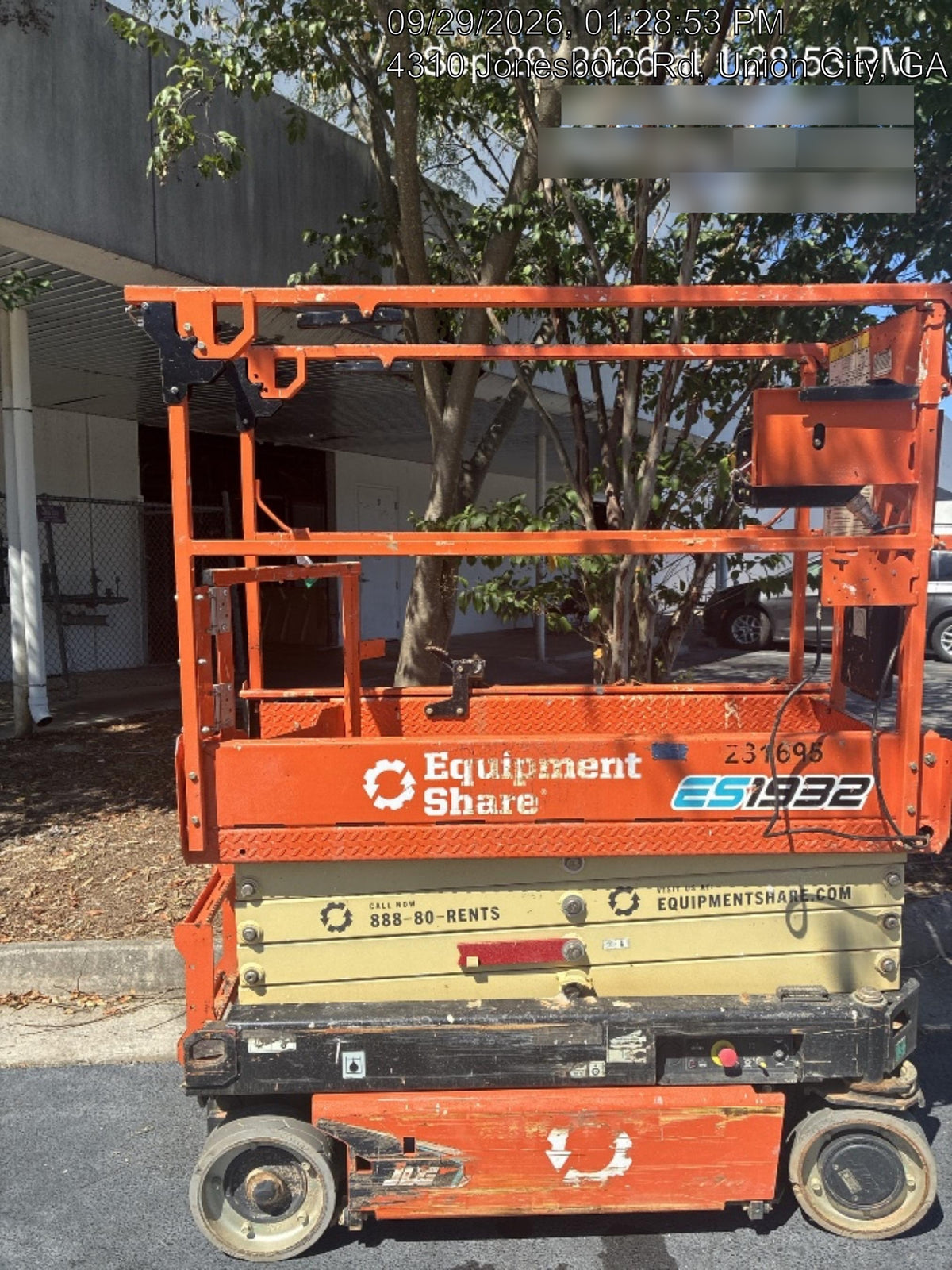2022 JLG ES1932
