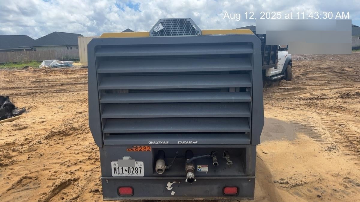 2022 ATLAS COPCO XAS 900