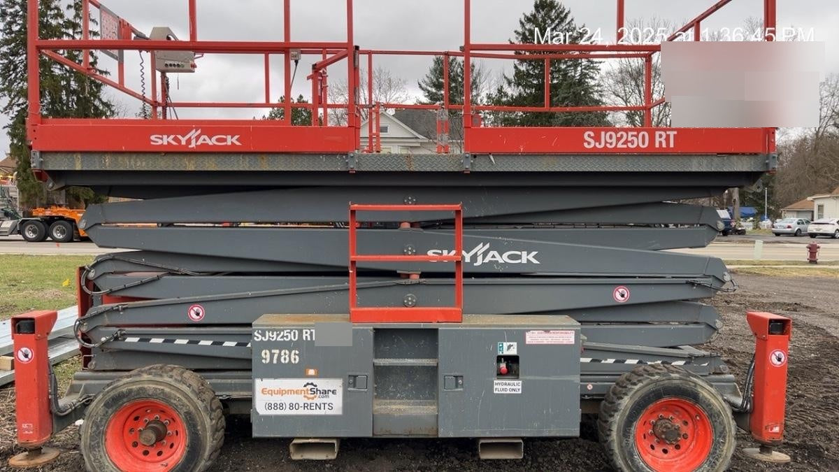 2018 SKYJACK SJ9250 RT