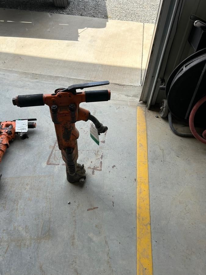 2022 MICHIGAN PNEUMATIC ES-TPB60-118-TRACKER