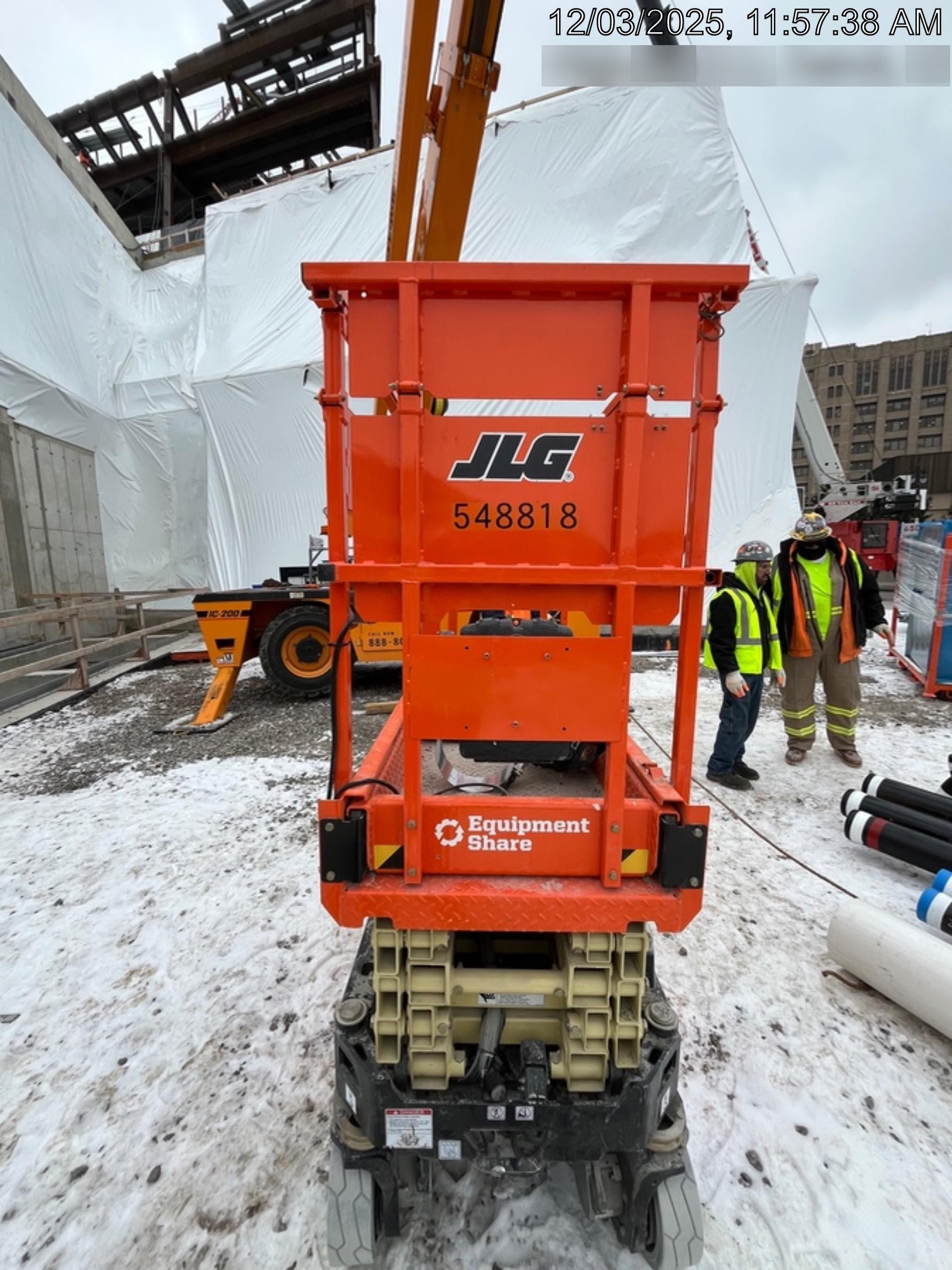 2025 JLG ES1932