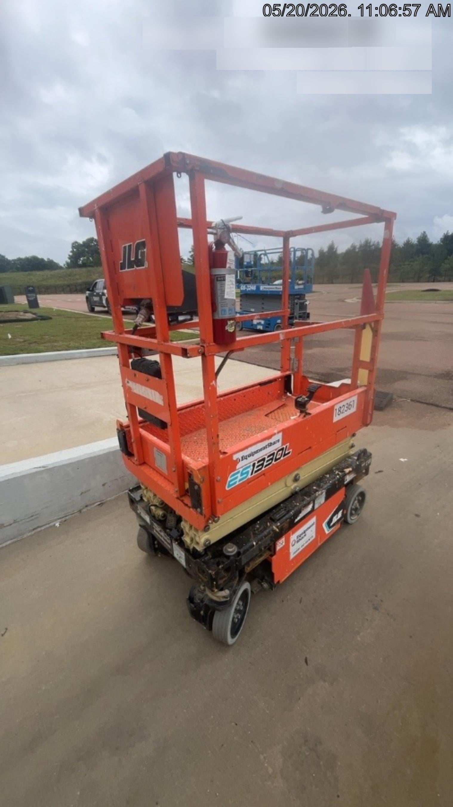 2021 JLG ES1330L