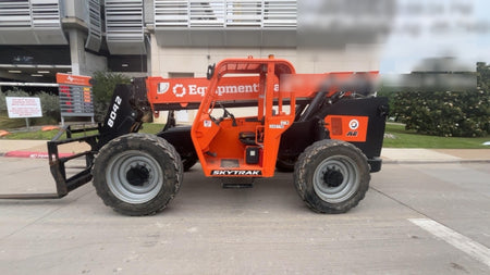 2023 SKYTRAK 8042