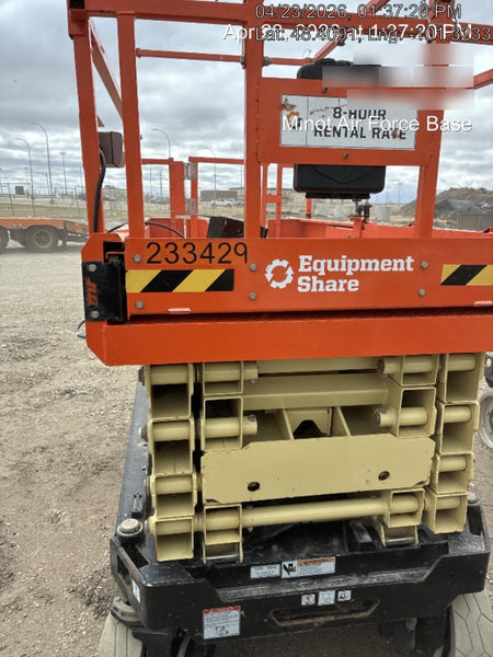 2022 JLG ES3246