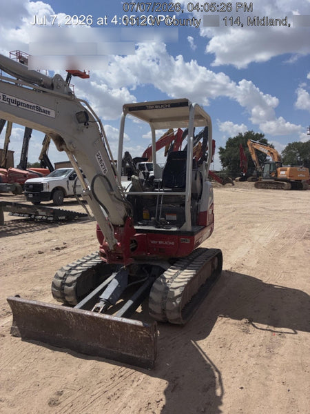 2022 TAKEUCHI TB235-2R