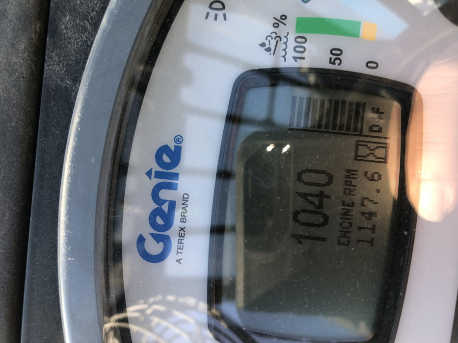 2018 Genie GTH-1056 Genie GTH-1056 w/Enclosed Cab w/HVAC, Work Lights, Solid Tires, Beacon, 60" Carriage and Forks