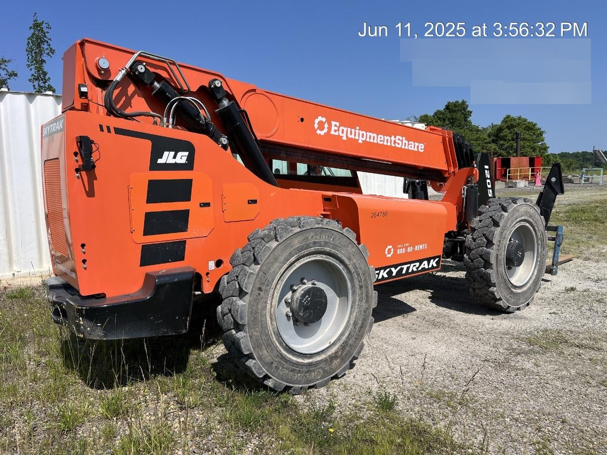 2022 SKYTRAK 12054